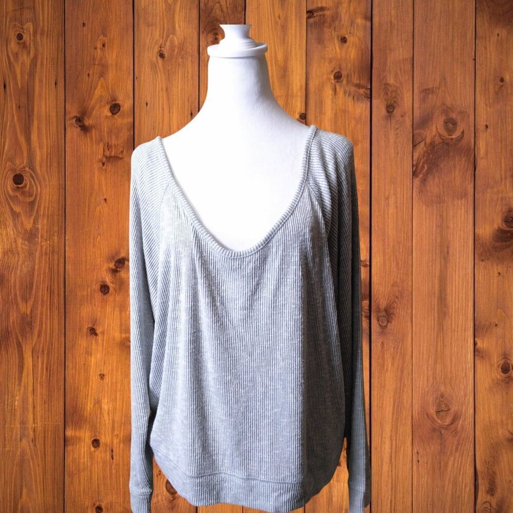 Love By Gap Size Large Gray Long Sleeve Ribbed Pullover Pajama Top Scoop Neck